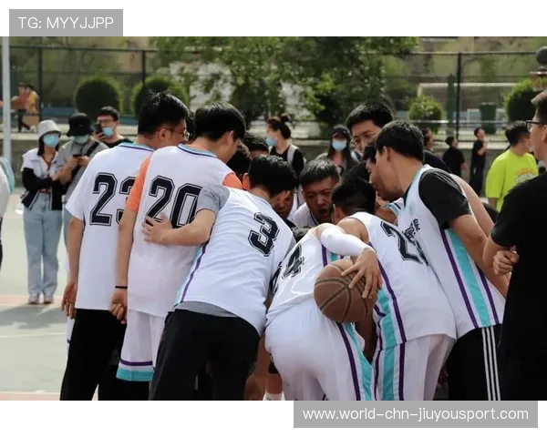 科比·梅诺单场30分助魔术险胜——一场精彩绝伦的篮球盛宴